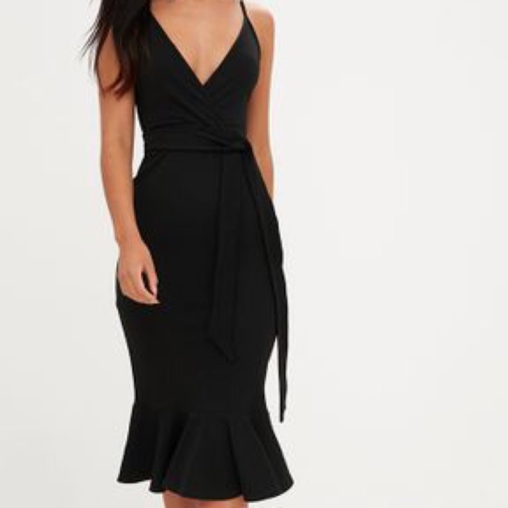 Never Been Wore Black Strappy Tie Waist Fishtail Midi Dress